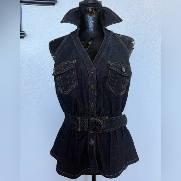 Bisou Bisou Tops - NWOT Y2K Bisou Bisou Denim Sleeveless Button-Up Halter Top Vest Belt Size Large